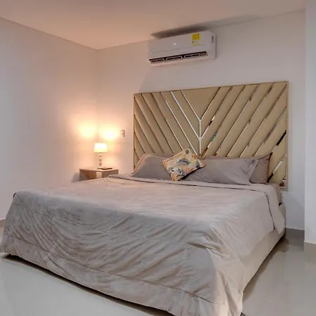 La Frontier Luxury Penthouse Apartamento
