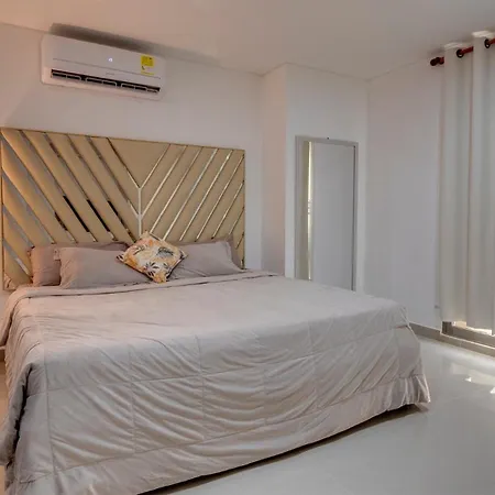 La Frontier Luxury Penthouse Apartamento *