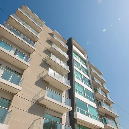 La Frontier Luxury Penthouse Apartamento *