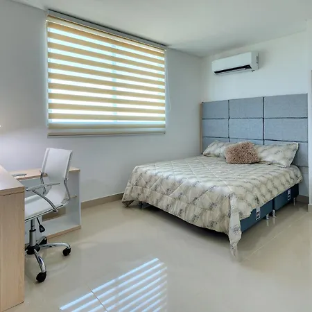 La Frontier Luxury Penthouse Apartamento *